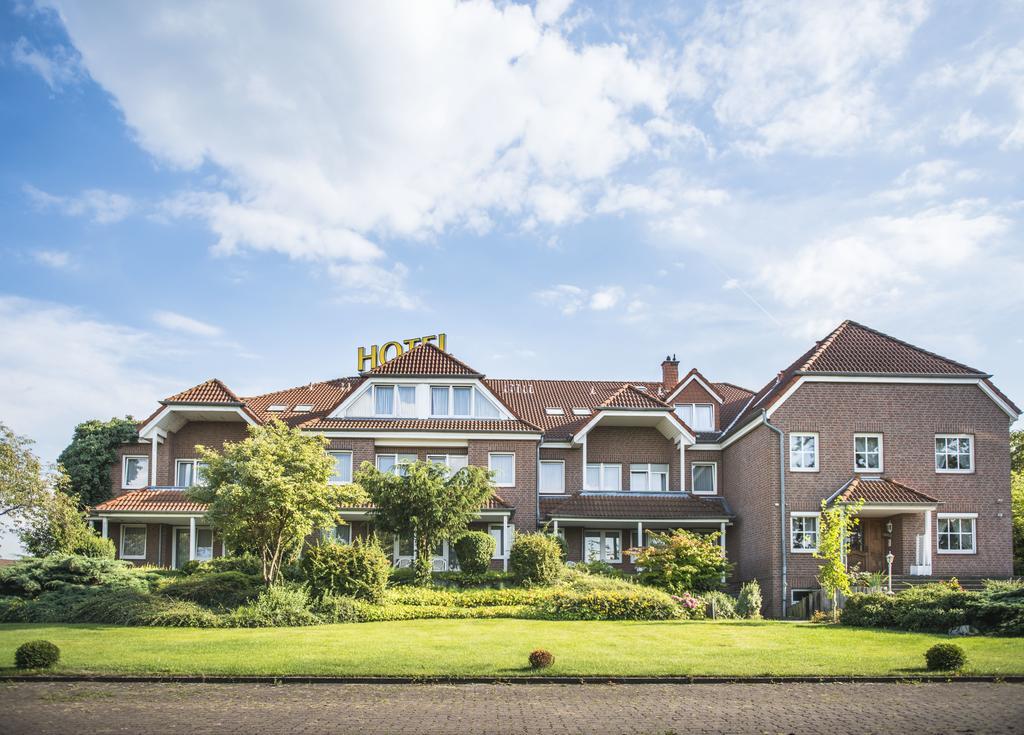 Hotel Hennies Isernhagen Dış mekan fotoğraf